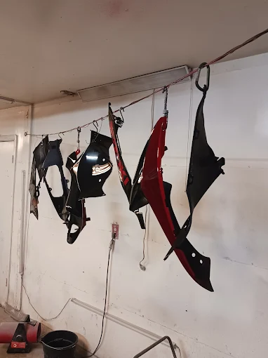 Motorcycle parts drying — paint and bodywork